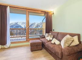 Hostdomus - R8 Studio, Hotel in San Sicario