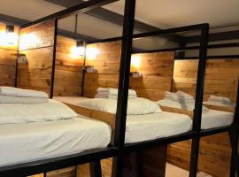 Yellow Umbrella Hostels, Hotel in Cebu City
