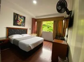 Hotel Imperio Real