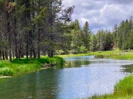 Adventure Retreat in Sunriver, hotell i Bend
