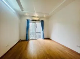 HN Home 572 Ngọc Thuỵ