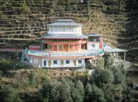 Saalak Suites on Hilltop