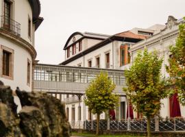 Blau Gran Hotel Las Caldas, a member of Radisson Individuals, hotel de golf a Las Caldas