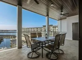 New Luxury Unit Dreamy place on the Lake