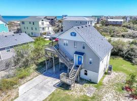 Angel's Nest - S Nags Head MP 17.5, 75 Yds to Beach, Ocean View, Quaint Family Home, hotel din Whalebone