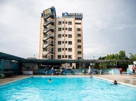 Buraha Zenoni Hotel and Resort, hotel v mestu Nakuru