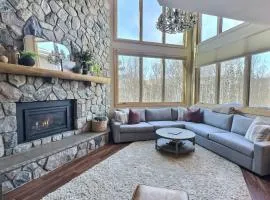 Gorgeous Executive Lutsen Townhome - Ski-in Ski-out, Pool, Hot Tub, Hiking, Biking, campfires and more!