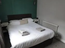 Victorian Suites Southport