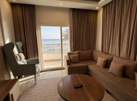 Taqah Beach Front Apartment – hotel w mieście Ţāqah