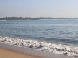 Silver Wave Beach Villa