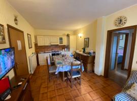 Appartamento Reby Fiumalbo, hotell i Fiumalbo