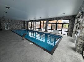 Гірка, hotel sa Skole