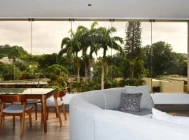 Modern NEW apartment in Urdesa Central