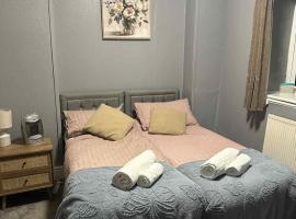 The Prince of Wales Inn - Tredegar – hotel w mieście Nant-y-bwch