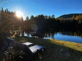 Tranquil Cottage at FarAway Pond