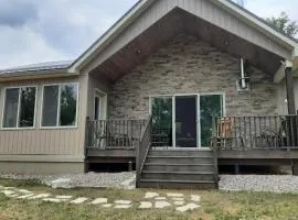 Cali's Fawn Lake Haven