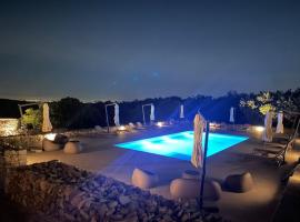 DONNAPAOLA MODERN FARM، فندق في ألتامورا