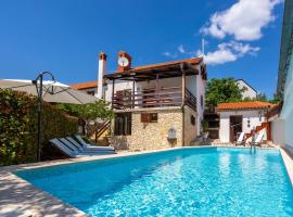 Holiday Home Villa Oleandra by Interhome โรงแรมในริซิกา