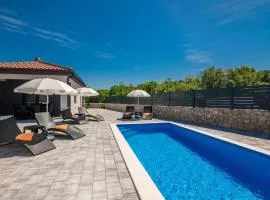 Holiday Home Villa Enie mit eigenem Pool by Interhome