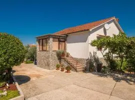 Apartment Marina Porat by Interhome