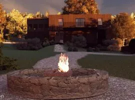 The Goldenrod - Catskills Mountain Retreat