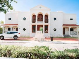 Luxury villa near Akumal, 9 bedrooms-Breakfast & shuttle，塞特納的飯店