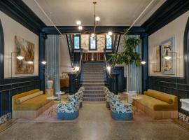 MarQueen Hotel - NEWLY RENOVATED, hotel a Seattle