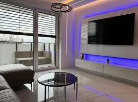 Royal Castle View -Free Private Parking