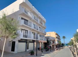 APT Copacabana-Es Pujols playa, hotel a Es Pujols