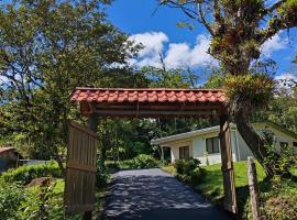 Alojamiento con lago privado en Bajos del Toro, Hotel in Toro Amarillo