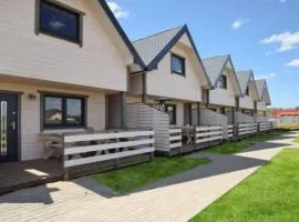 Two-story holiday cottages in G ski