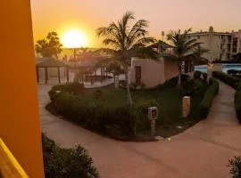 SUNSENT GLOW - Tropical Residence N-1-1