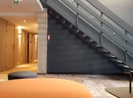 默倫宜必思酒店