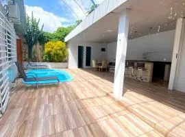 Casa compartilhada com Quarto e Suite no Parque 10