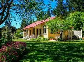 Leader Valley Cottage