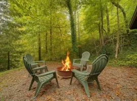 Cozy Robbinsville Cabin Views Covered Balcony