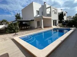 Villa moderna a 500m de Cala Forn, 5 habitaciones, piscina privada - ES-393-32