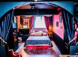 Love Room - Hyper centre ville โรงแรมในซ็องส์