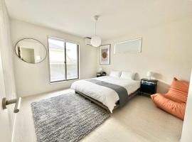 10 mins to Kumamoto Airport Premium 4BR Retreat by Restavio, hotel di Ōzu