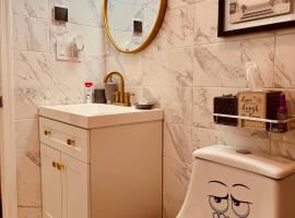 Cozy Cabin, hotel i Tobyhanna