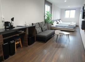 RJ HOTELS OTARU、小樽市のホテル