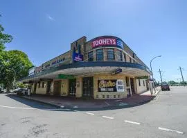 Belmore Hotel Maitland