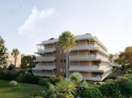 Hotel Ventura Saint-Tropez, Tapestry Collection By Hilton: Saint-Tropez'de bir otel
