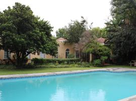 The White Castle, hotel di Chartwell