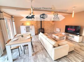 L'instant Douceur, Hotel in Riorges