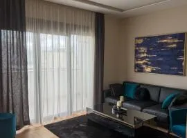 City Luxury II Center with garage