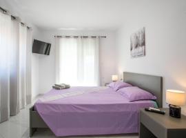 Aelia House, hotel di Kalithies