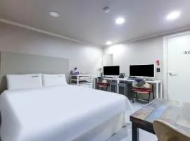 Prince Motel