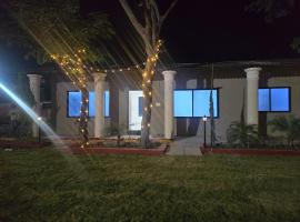 Adams farm house And resort – hotel w mieście Harsola