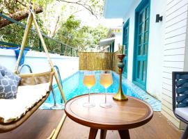 DanCenter Iksana Villa Siolim | 3BHK | Pvt Pool | Goa, hotell i Jua